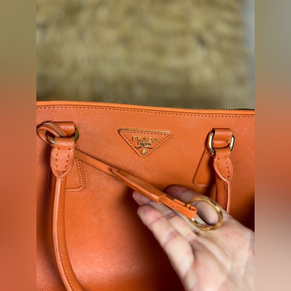 PRADA💎Large Galleria Double Zip Tote Handbag Saffiano Leather💎Papaya Orange💎 - Picture 15 of 17